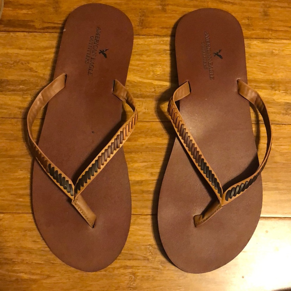 AMERICAN EAGLE SANDALS